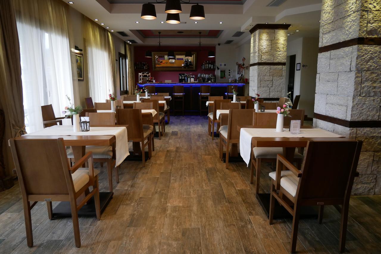 Hotel Rodovoli Konitsa Zewnętrze zdjęcie